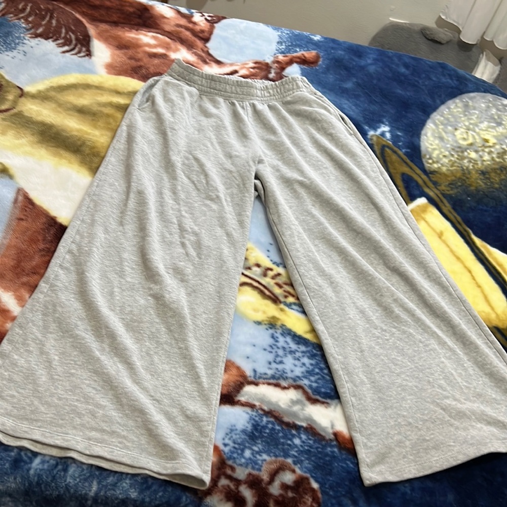 H&M Wideleg sweatpants